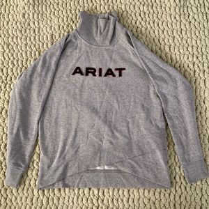 ARIAT pullover/turtle neck